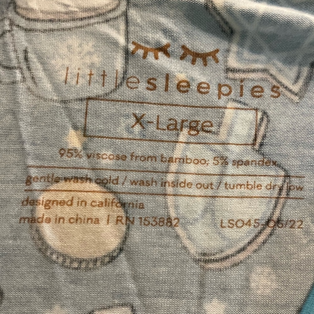 Little Sleepies Women’s Hanukkah Pajama Top Size XL - Picture 3 of 4